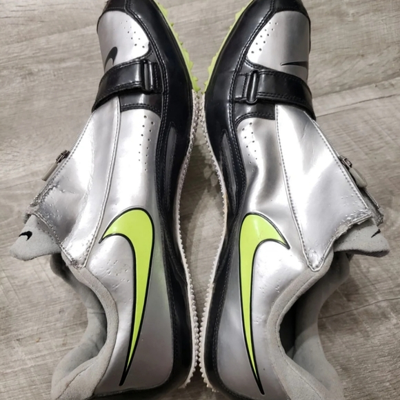 Nike Size 13 Men's Track & Field Cleats - Picture 3 of 13